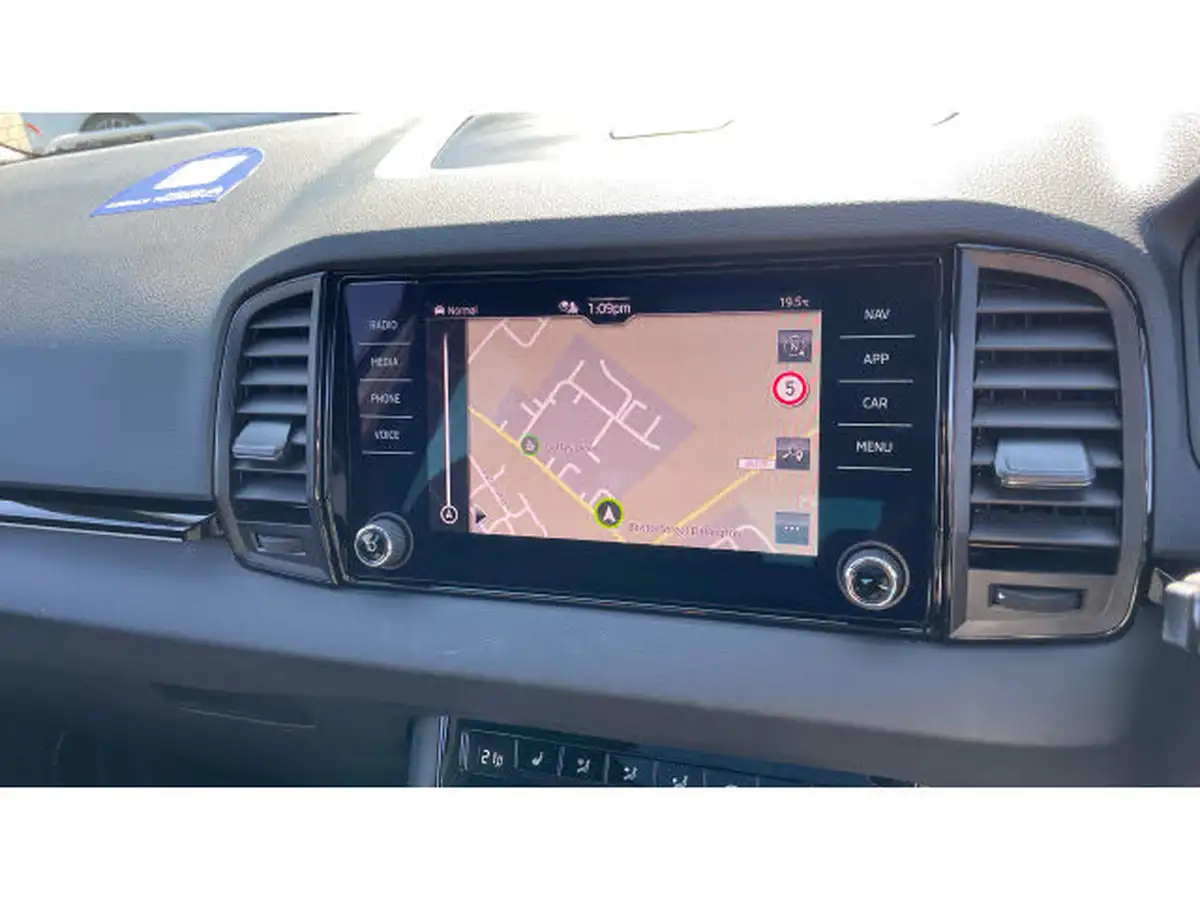2024-skoda-karoq-15-tsi-sportline-big-29