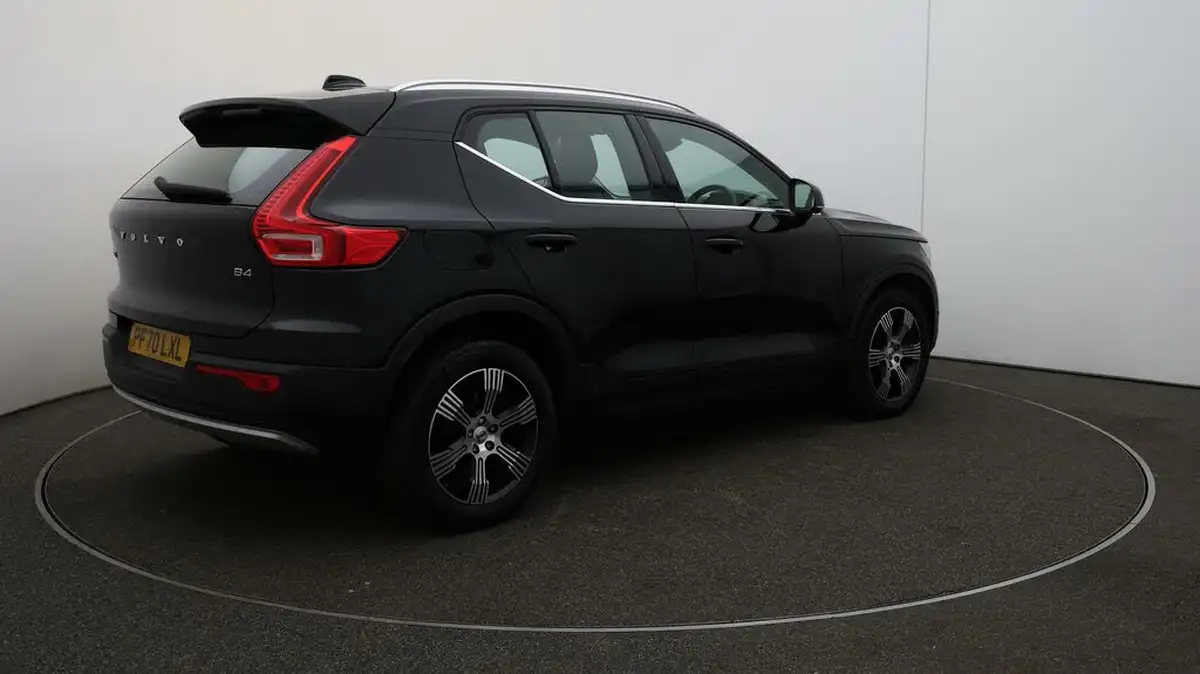 2021-volvo-xc40-20-b4-inscription-197bhp-geartronic-big-47