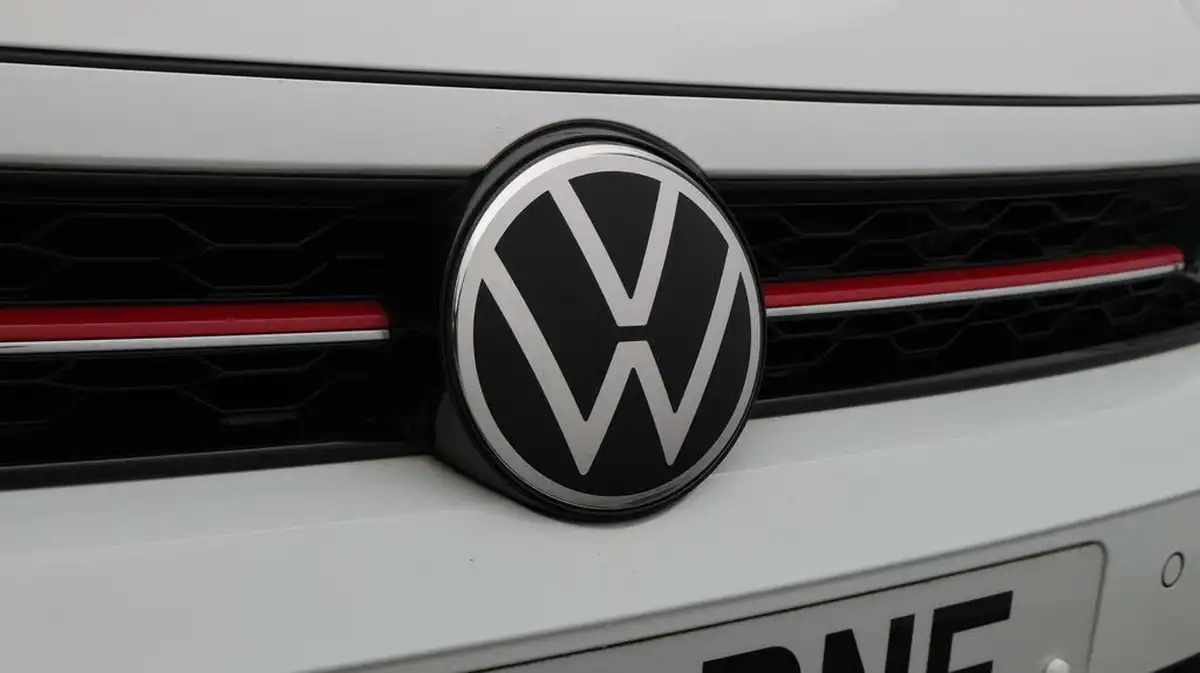 2021-volkswagen-polo-20-tsi-gti-big-22