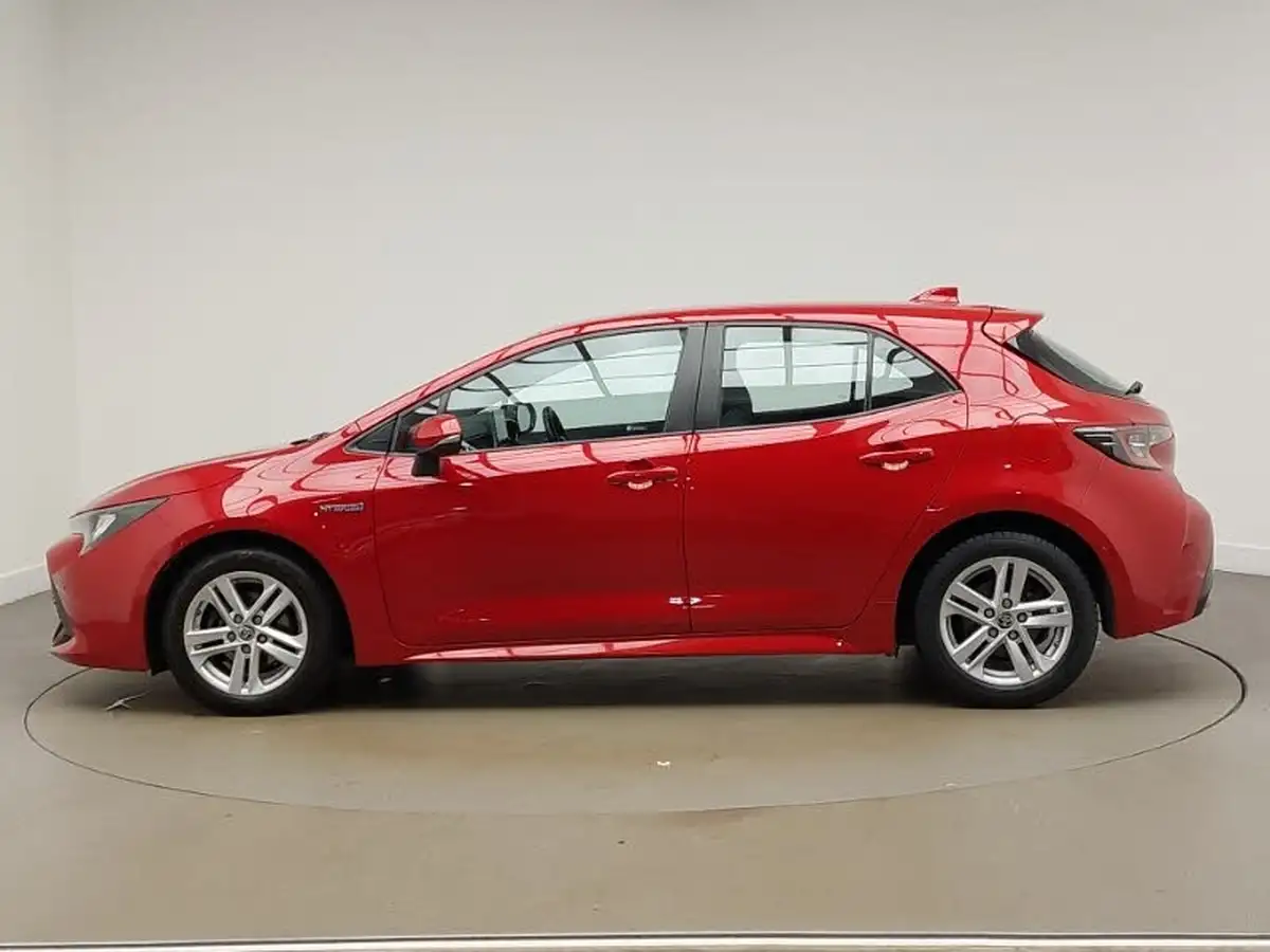 2022-toyota-corolla-18-vvt-i-icon-tech-trk-hatchback-5d-big-3