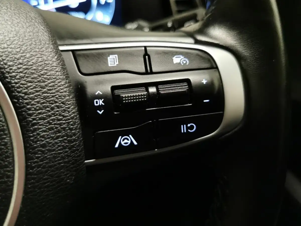 2022-kia-sportage-16-t-gdi-launch-edition-big-18