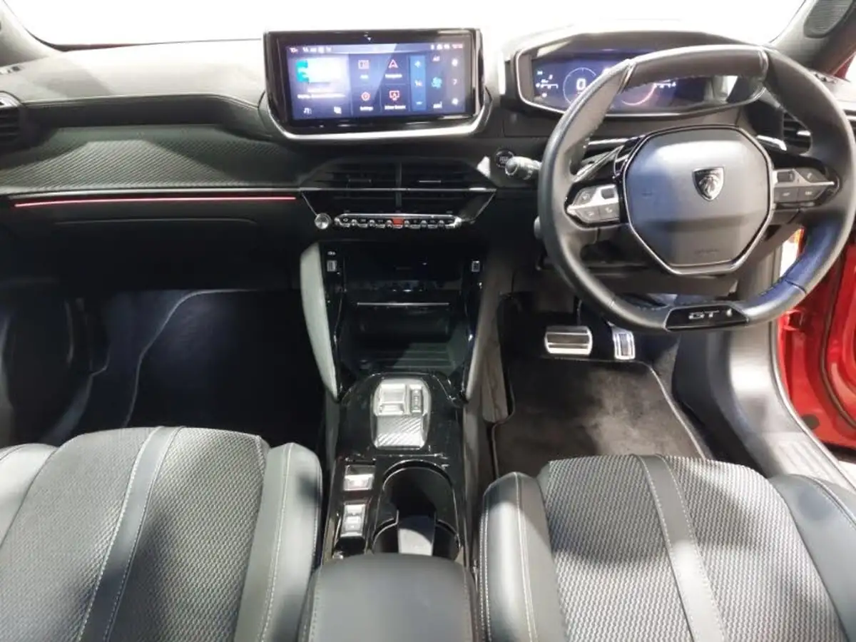 2023-peugeot-2008-suv-big-6