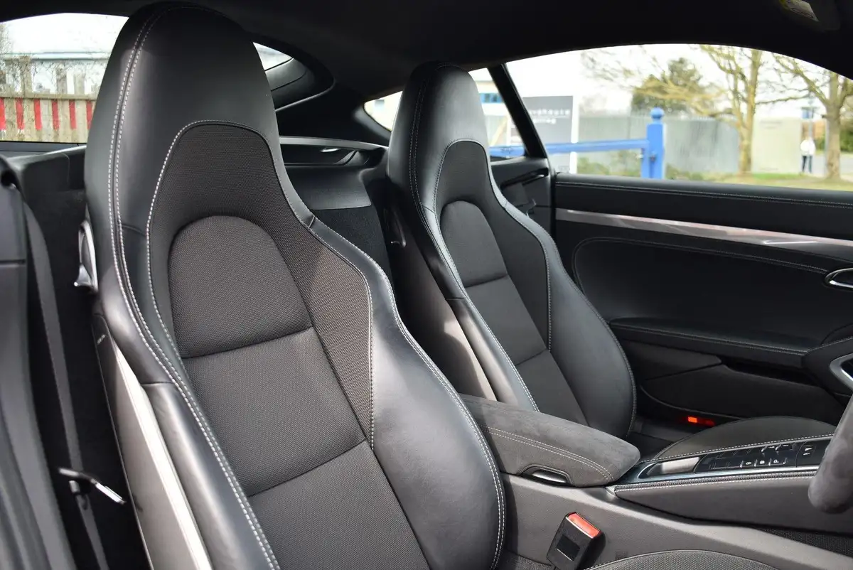 2016-porsche-cayman-718-25-s-pdk-big-14