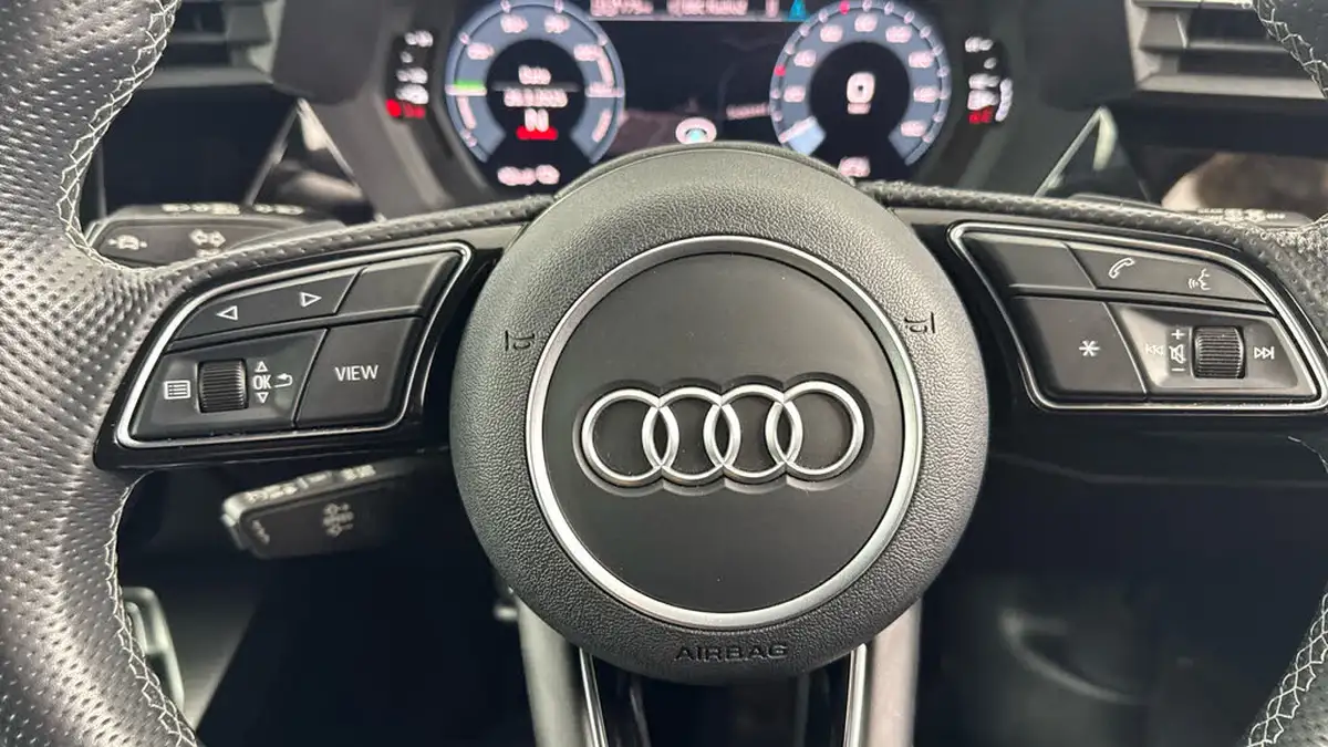 2021-audi-a3-14-45-tfsi-e-s-line-competition-big-19