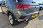 2020-volkswagen-t-roc-15-tsi-se-small-15