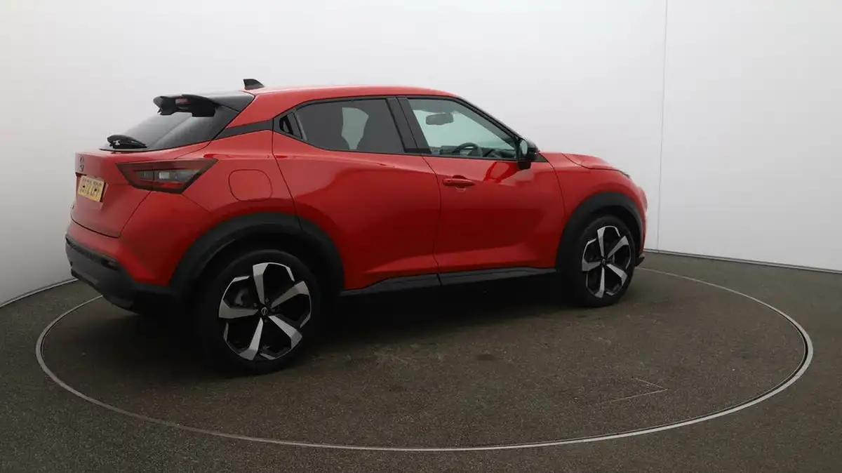 2023-nissan-juke-10-dig-t-tekna-big-44