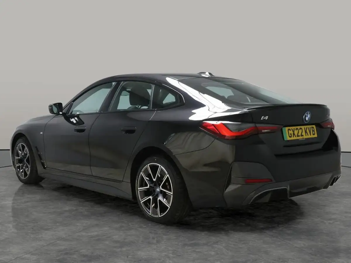 2022-bmw-i4-e-edrive40-m-sport-big-9