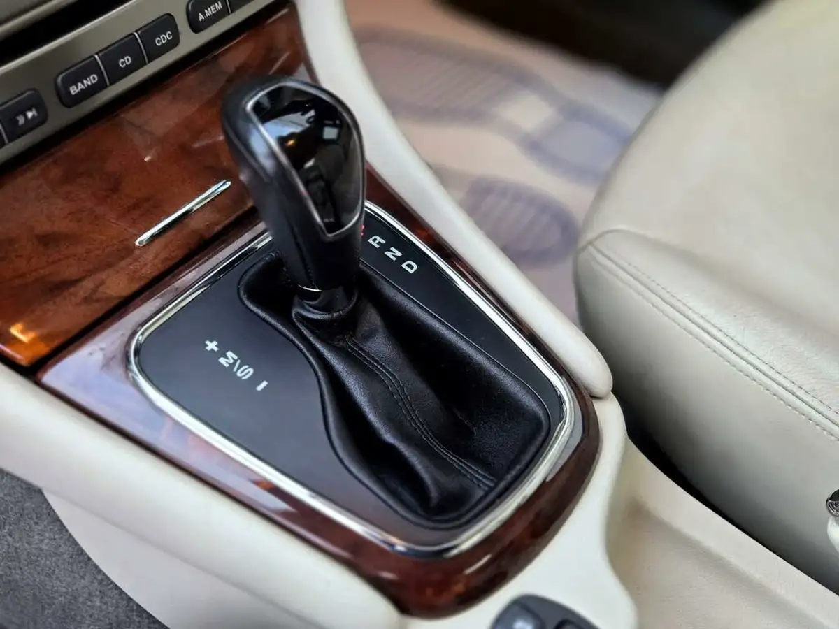 2008-jaguar-x-type-22td-sovereign-dpf-saloon-4d-auto-big-15