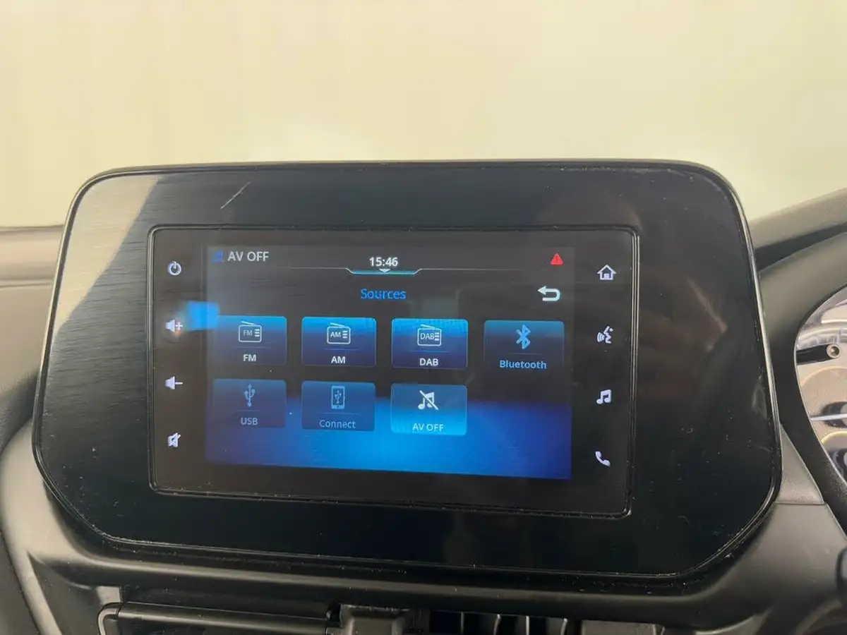 2023-suzuki-s-cross-14-boosterjet-motion-big-35