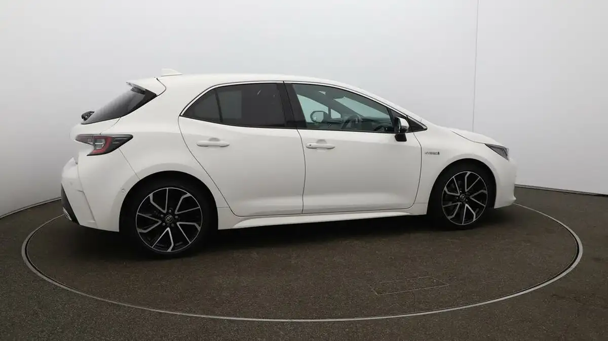 2019-toyota-corolla-20-vvt-i-excel-trk-hatchback-big-42
