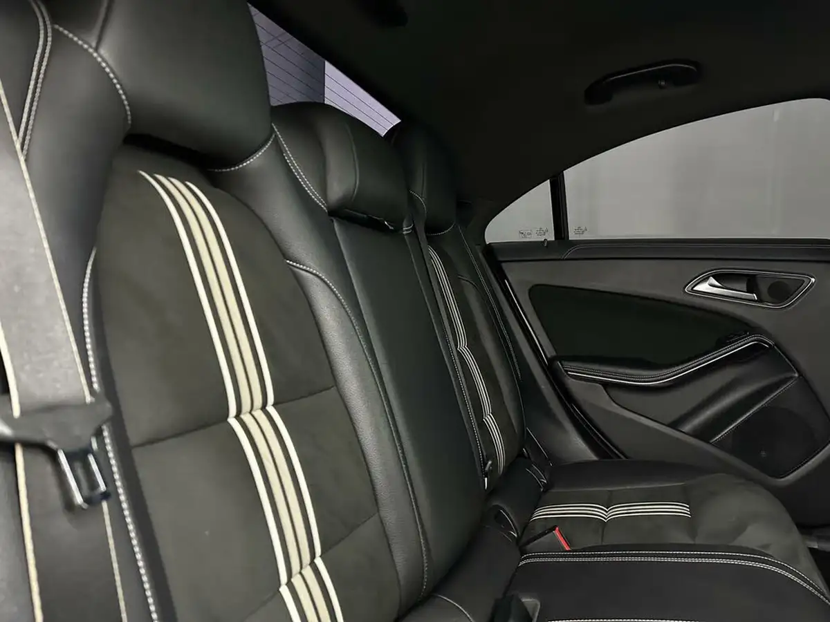 2017-mercedes-benz-cla-21d-cla-200-whiteart-coupe-4d-7g-dct-big-39