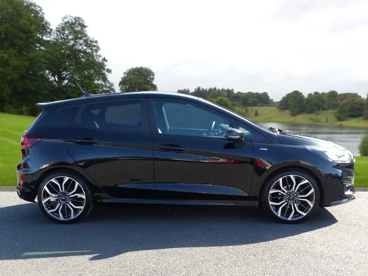 2022-ford-fiesta-10t-st-line-x-100ps-big-2