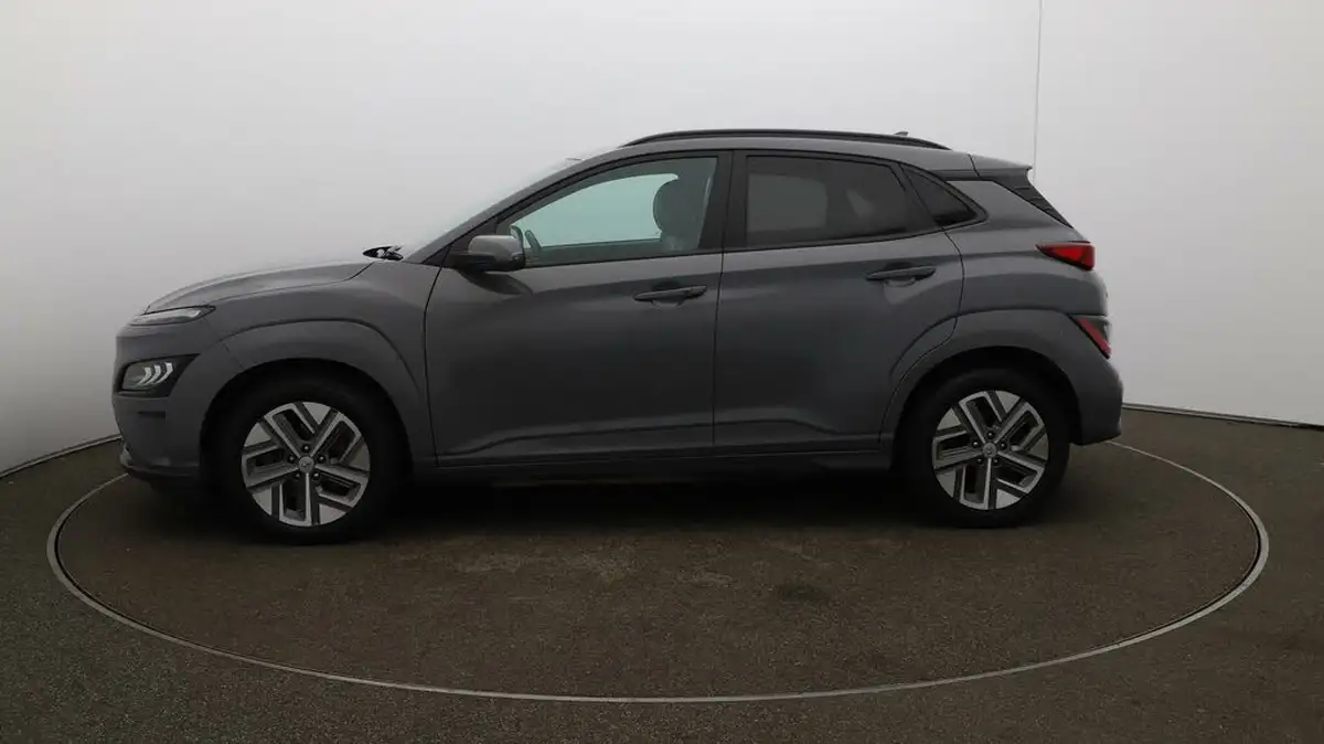 2022-hyundai-kona-e-ultimate-big-60