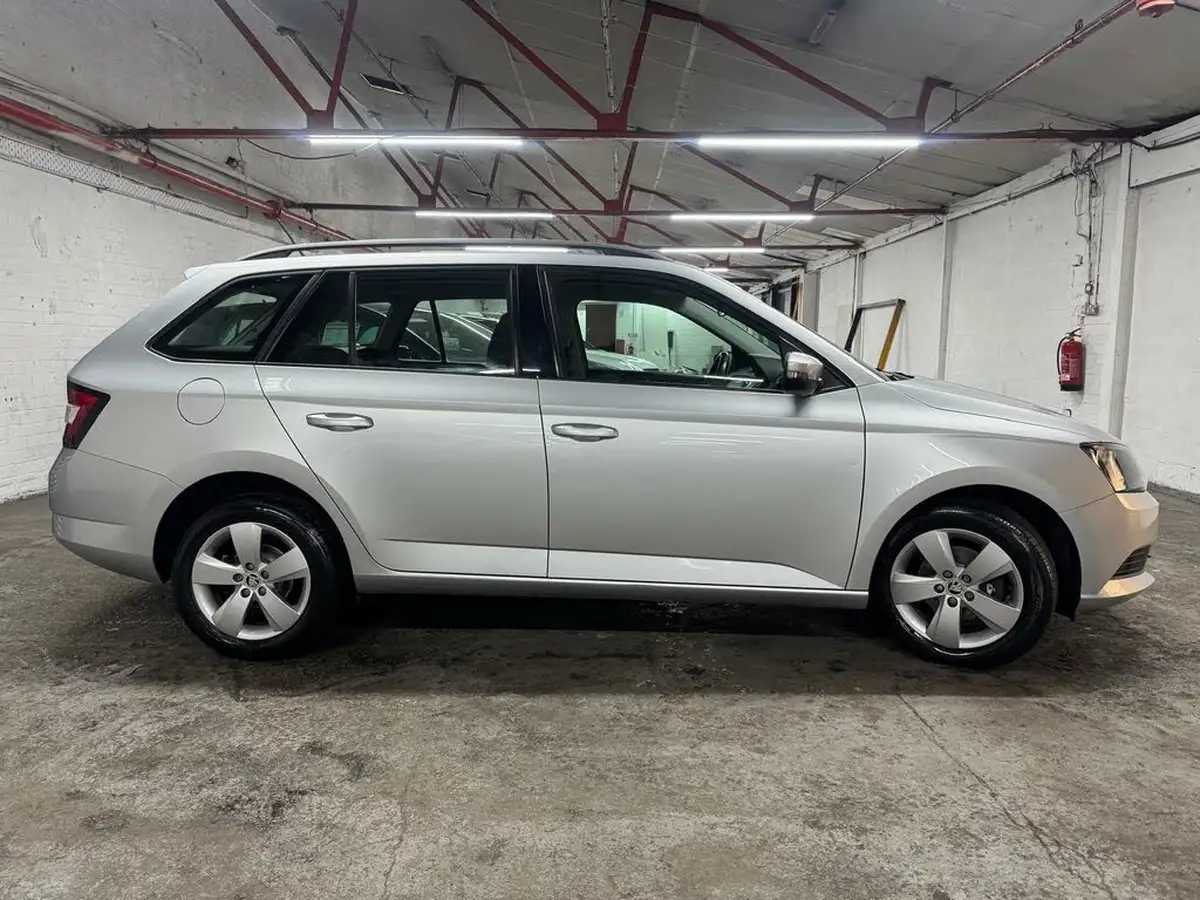 2016-skoda-fabia-12-tsi-se-90ps-estate-big-7