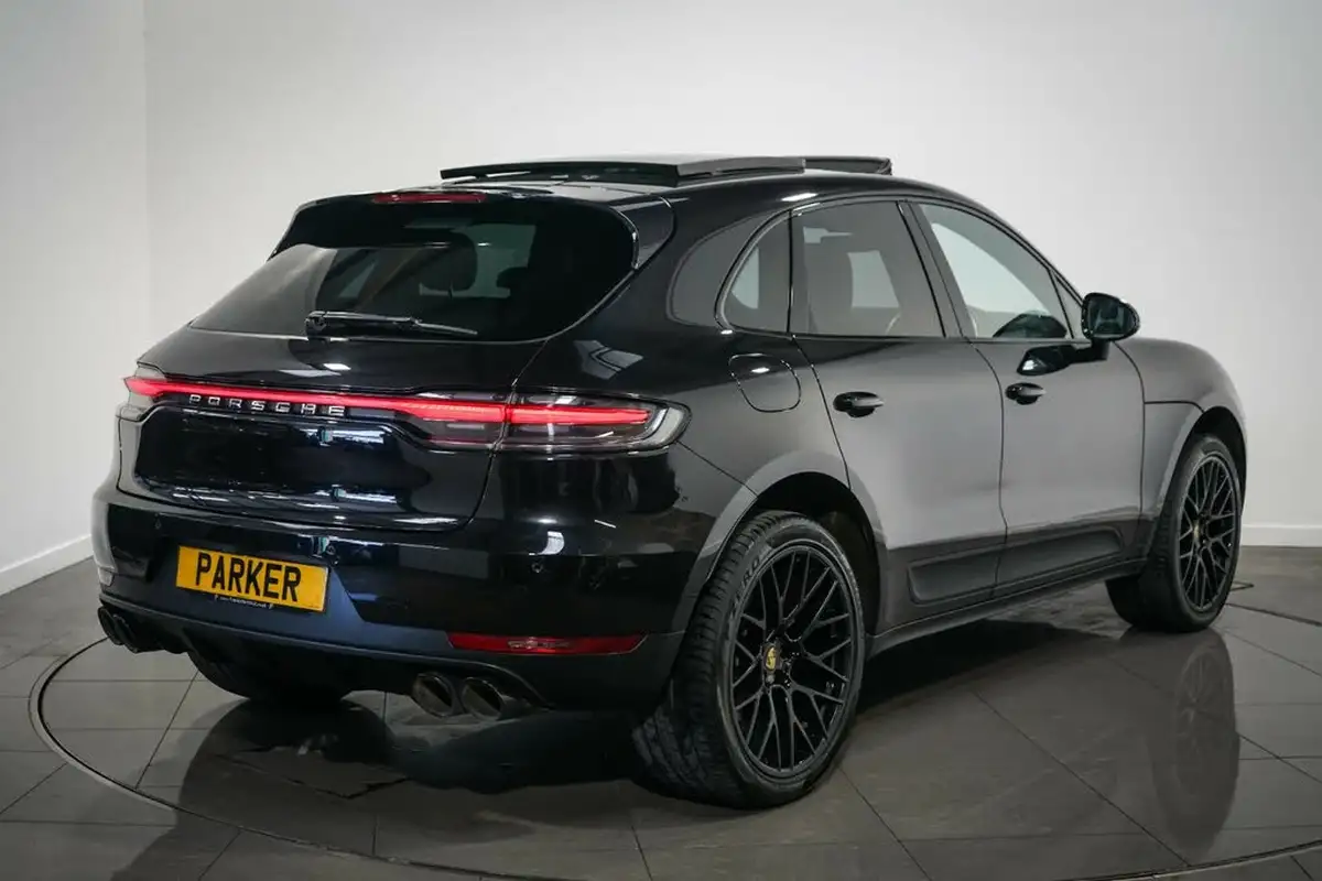 2019-porsche-macan-30-v6-s-big-4