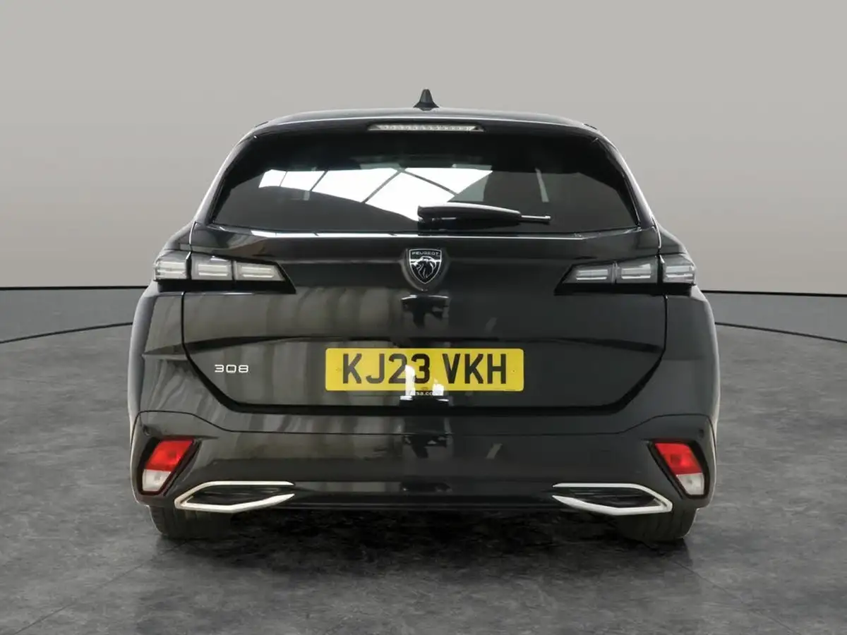2023-peugeot-308-sw-12-puretech-allure-premium-130ps-big-10