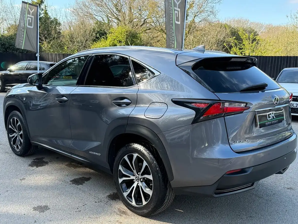 2015-lexus-nx-300h-25-f-sport-197bhp-big-7
