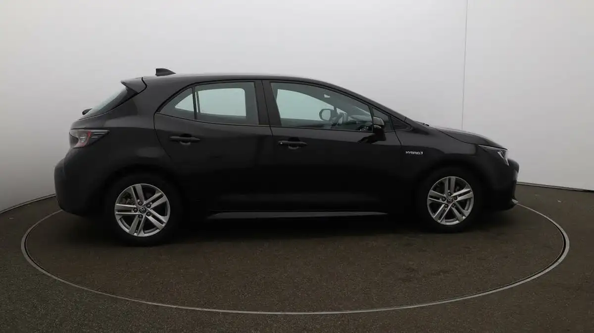 2021-toyota-corolla-18-vvt-i-icon-tech-spare-wheel-hatchback-5d-big-42