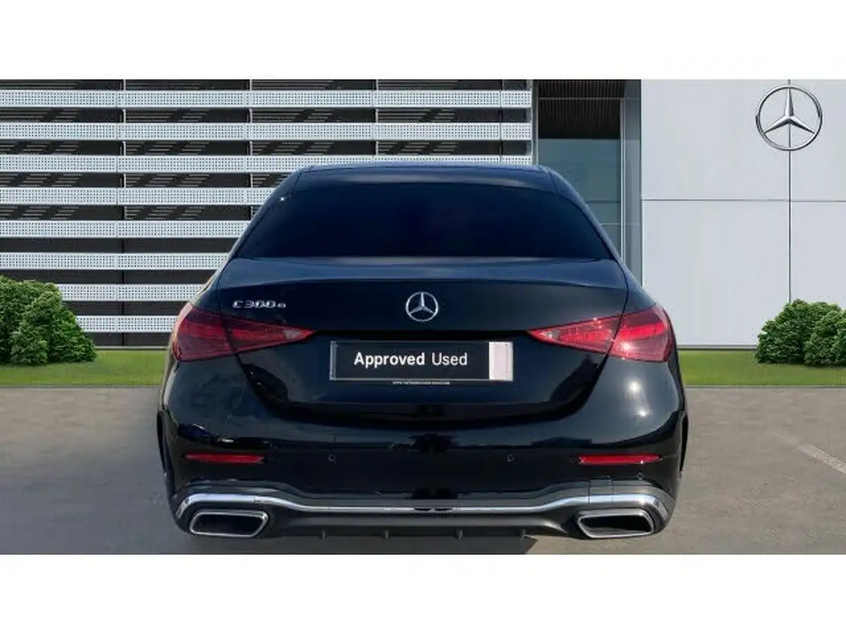 2024-mercedes-benz-c-class-20-c300e-amg-line-big-5