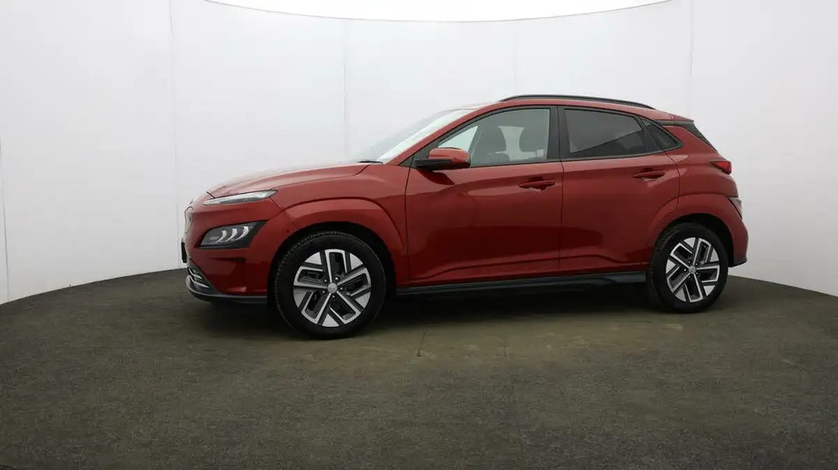 2022-hyundai-kona-e-premium-204ps-64kwh-7kw-obc-big-3