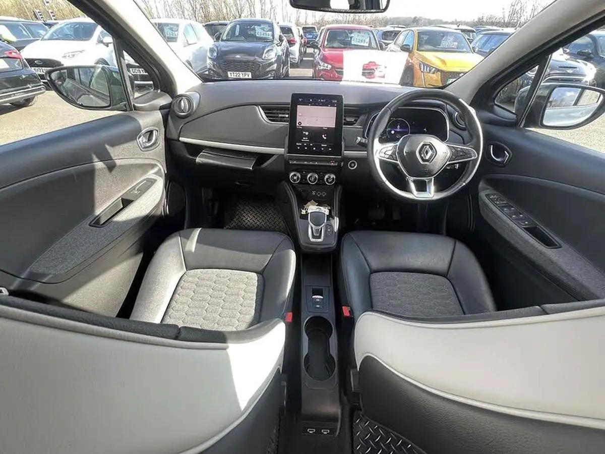2022-renault-zoe-e-gt-line-big-27