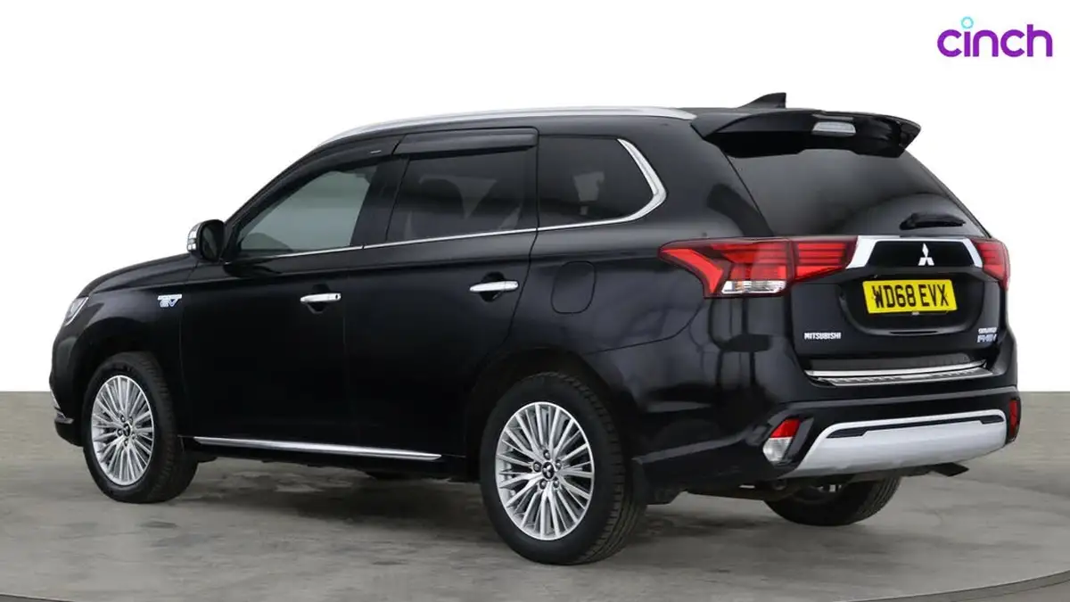 2018-mitsubishi-outlander-24-4h-phev-big-4
