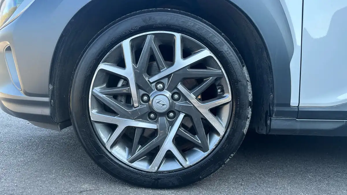 2022-hyundai-kona-16-gdi-premium-big-16