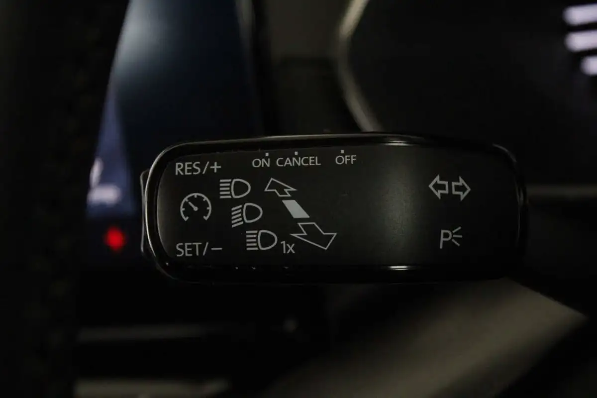 2021-skoda-octavia-10-tsi-se-first-edition-hatchback-big-23