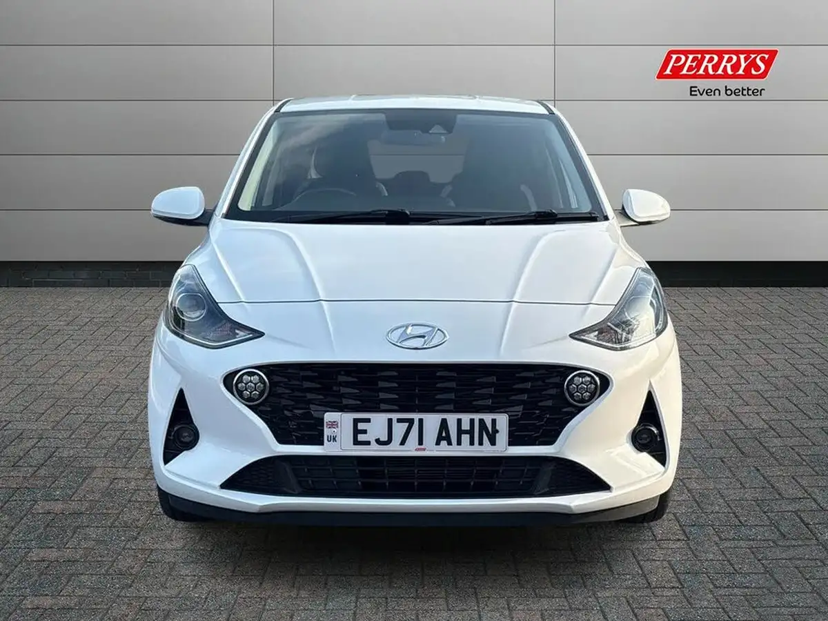 2022-hyundai-i10-12-premium-auto-big-3