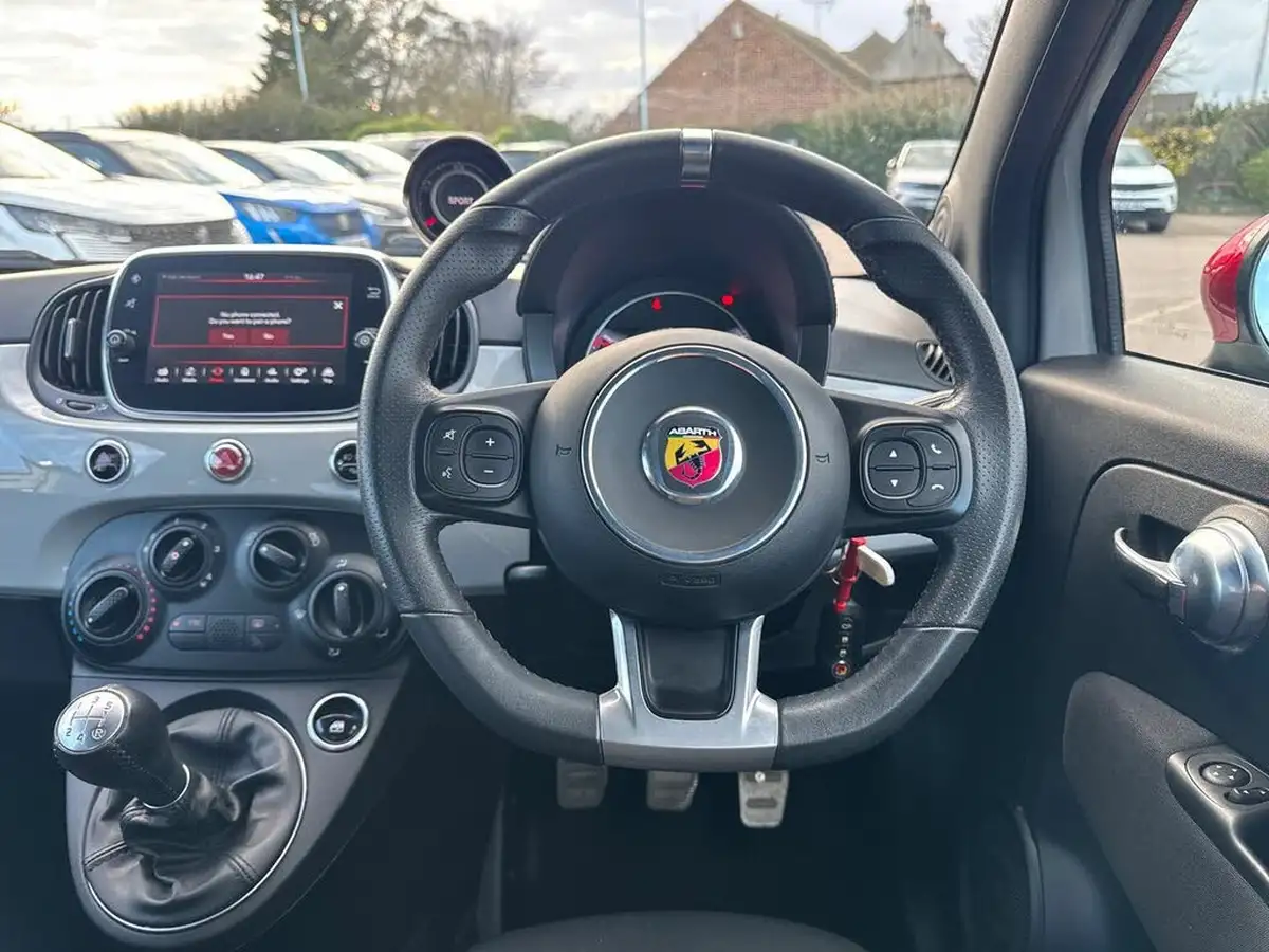 2020-abarth-595-14-tjet-big-14