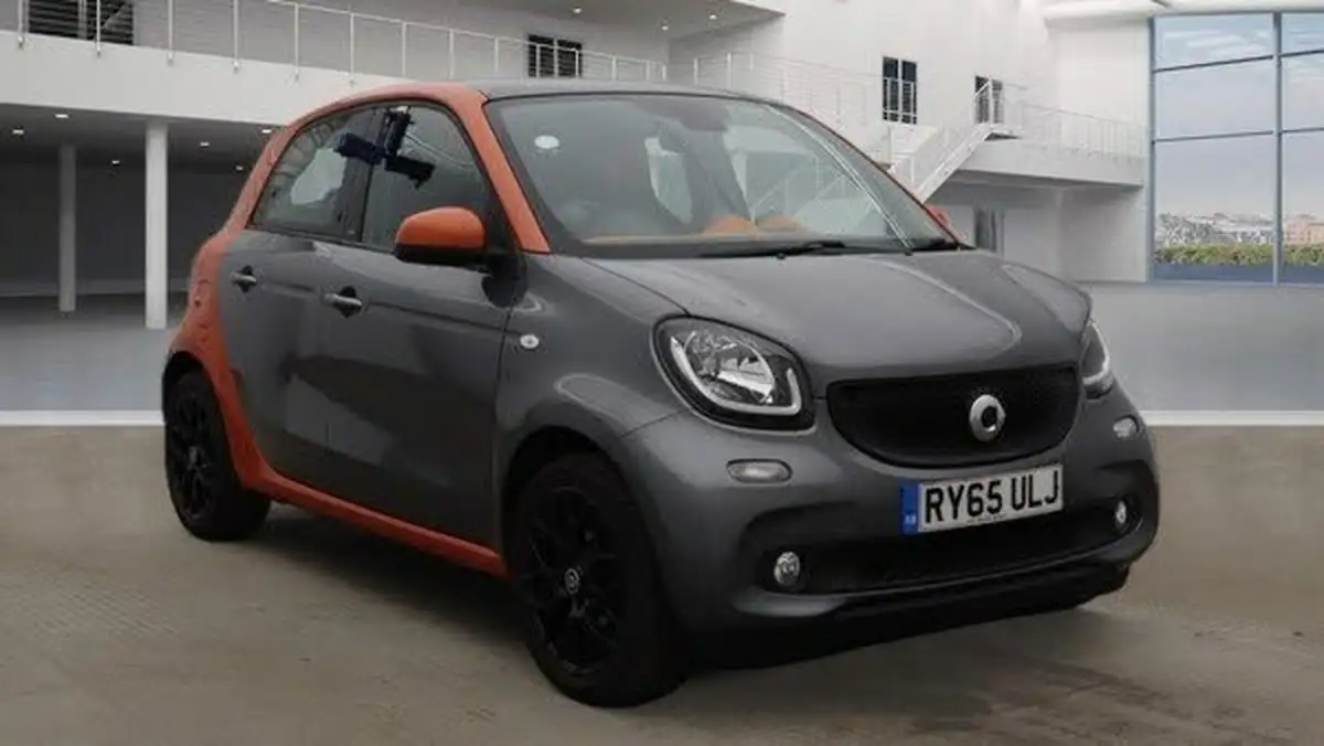 2015-smart-forfour-10-edition-1-big-0