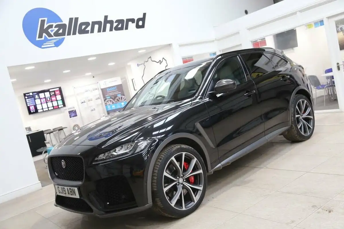 2019-jaguar-f-pace-50-v8-sc-svr-ss-big-8