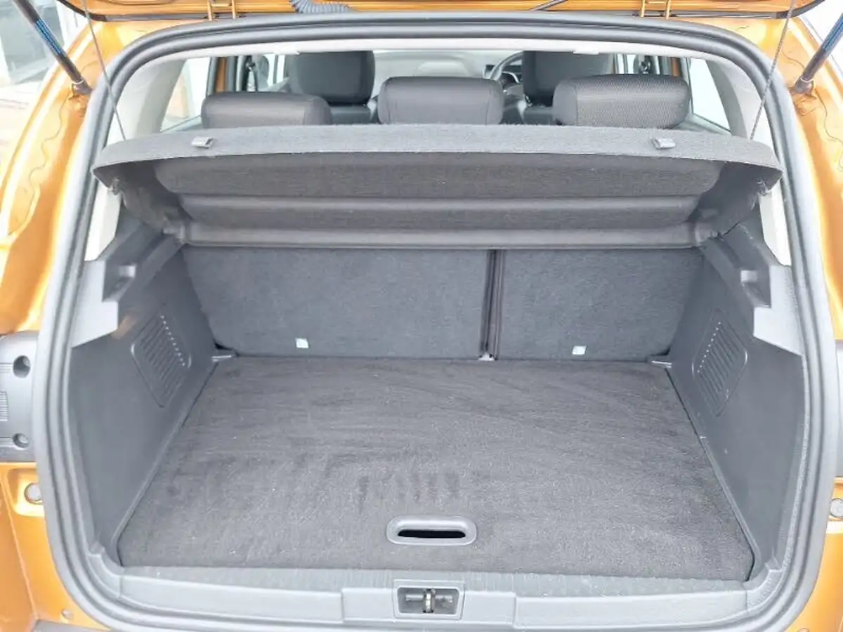 2019-renault-captur-09-tce-play-big-7