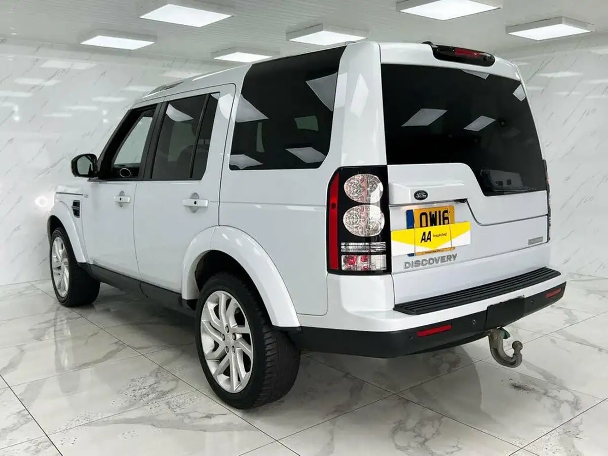 2016-land-rover-discovery-4-30-sd-v6-landmark-big-5