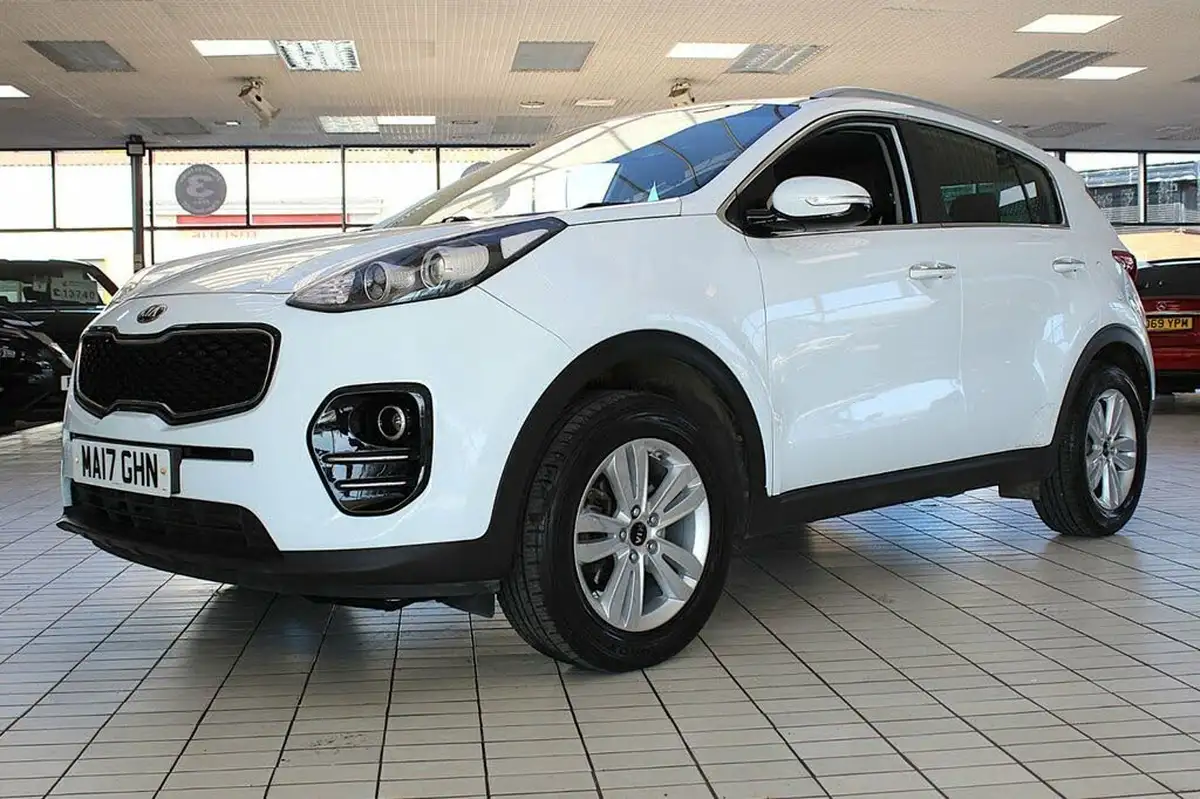 2017-kia-sportage-16-gdi-2-big-0