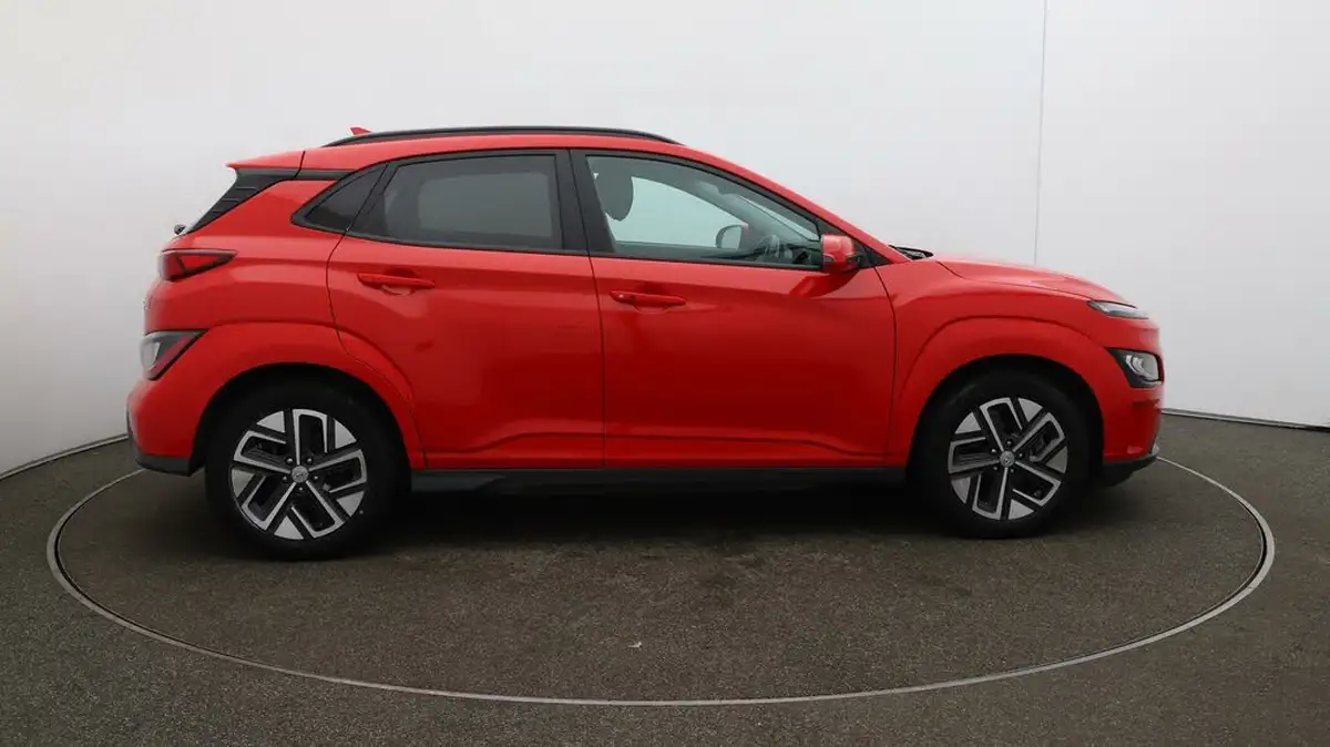 2022-hyundai-kona-e-ultimate-big-8