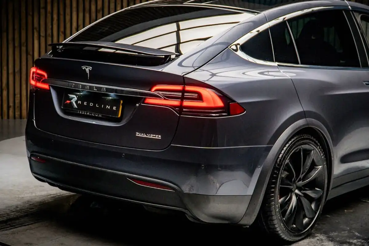 2020-tesla-model-x-e-ludicrous-performance-big-22