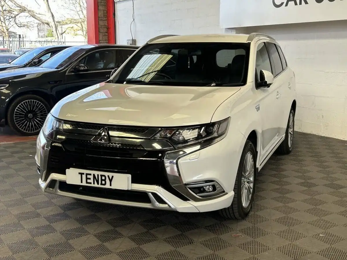 2019-mitsubishi-outlander-24-4h-phev-big-4