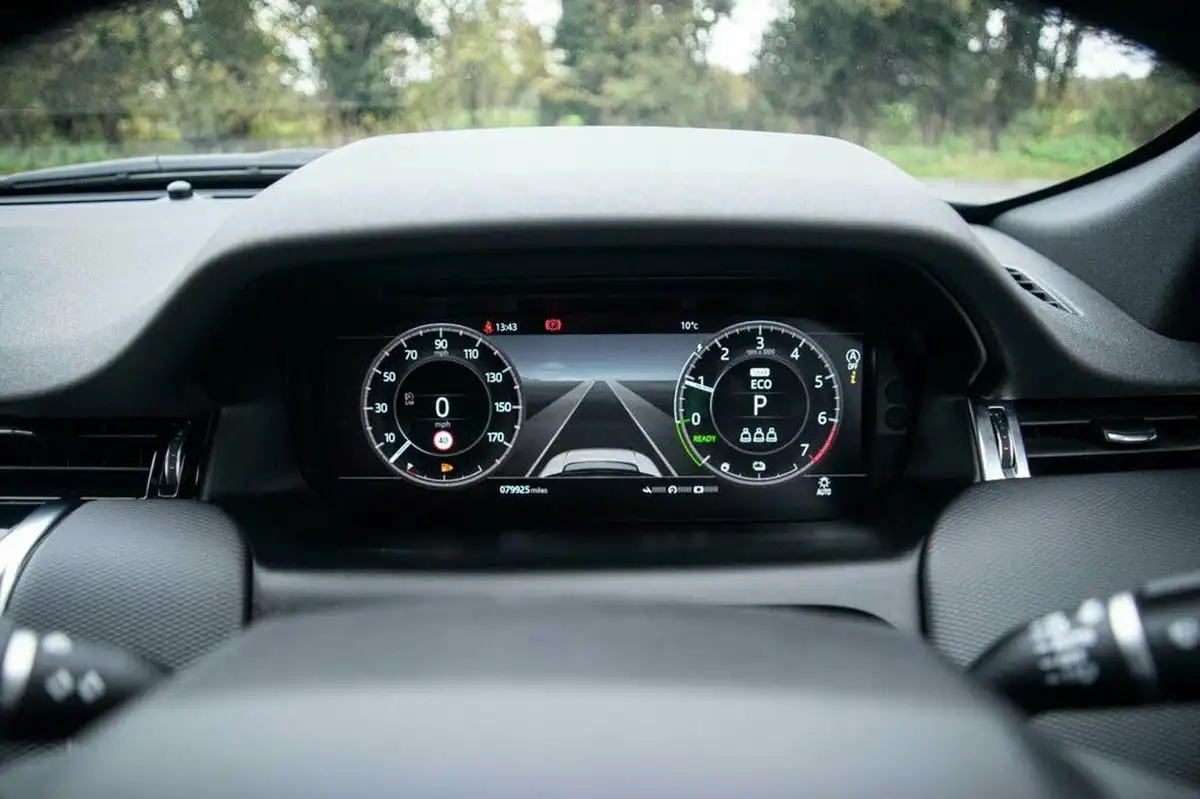 2020-land-rover-discovery-sport-15-p300e-r-dynamic-se-309ps-1498cc-big-11
