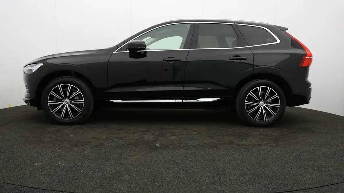 2021-volvo-xc60-20-b5-inscription-awd-big-3
