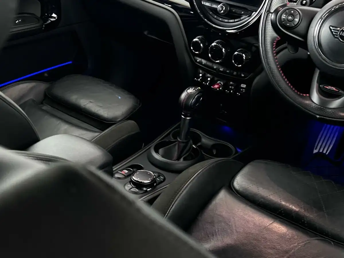 2018-mini-countryman-20-john-cooper-works-ss-auto-big-38