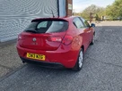 2013-alfa-romeo-giulietta-16td-lusso-small-11