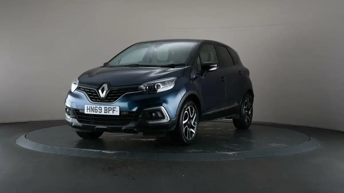2019-renault-captur-09-tce-iconic-big-36