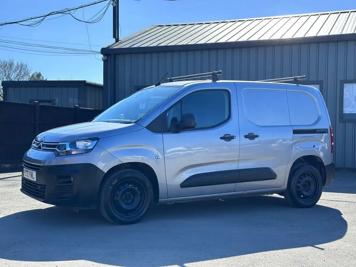 2019-citroen-berlingo-15bluehdi-1000-enterprise-130pseu6dt-e-ss-panel-eat8-auto-big-1