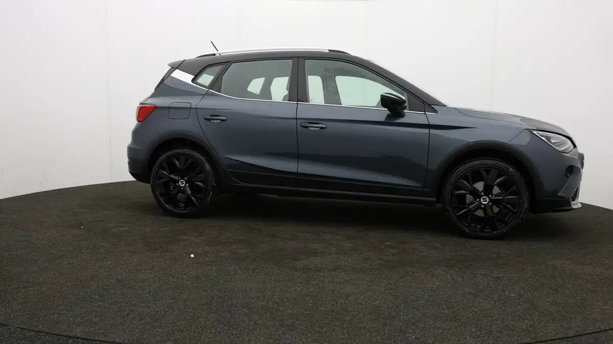 2022-seat-arona-10-tsi-xperience-lux-big-21