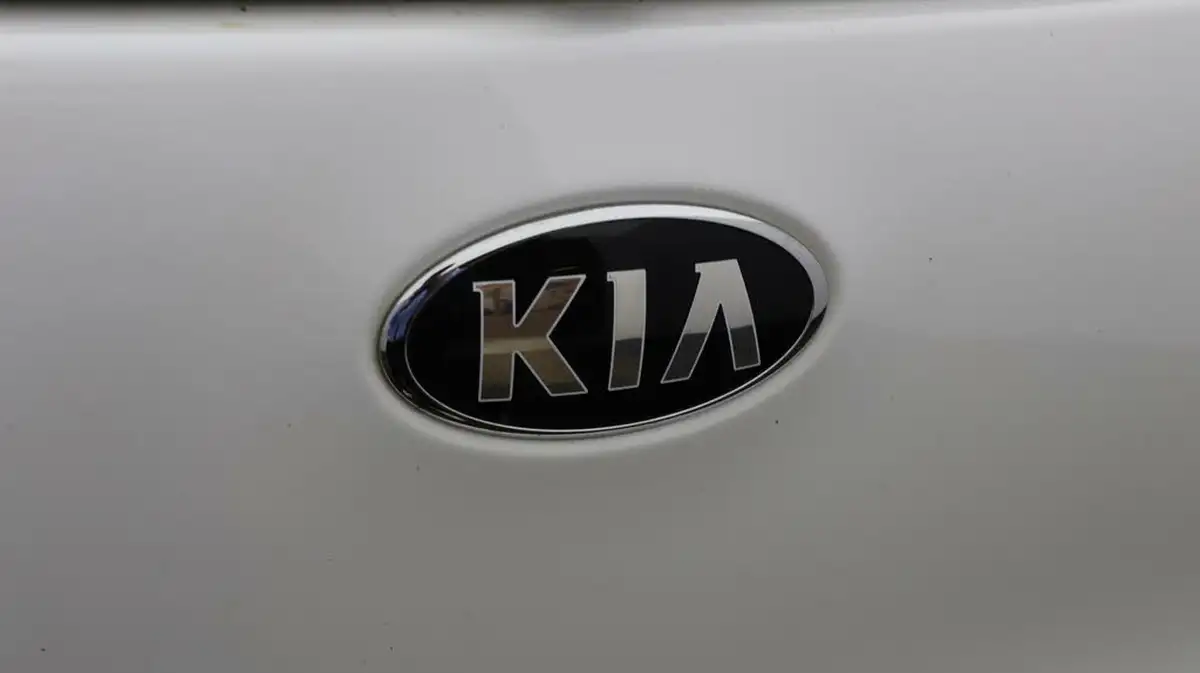 2021-kia-niro-16-gdi-4-132kwh-big-18