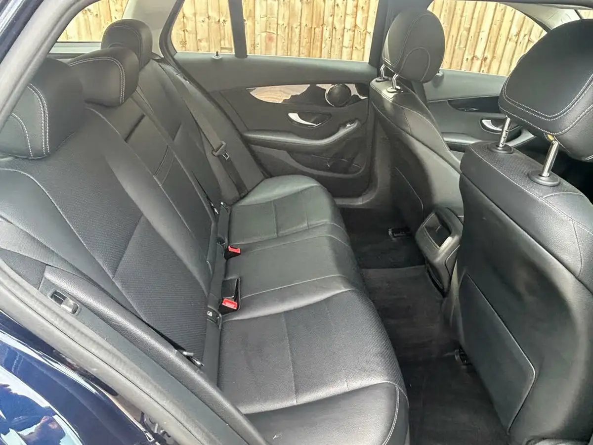 2017-mercedes-benz-c-class-16d-c200d-se-executivess-estate-5d-big-24
