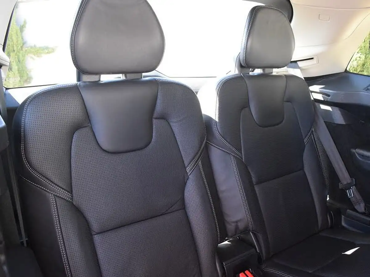 2016-volvo-xc90-20td-d5-inscription-big-23