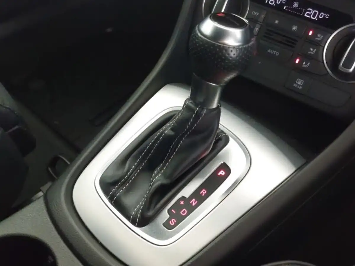 2016-audi-q3-20-tfsi-quattro-s-line-navigation-big-14