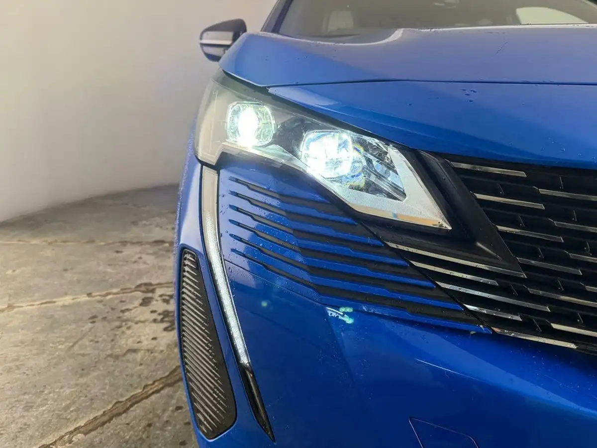 2021-peugeot-3008-suv-16-puretech-gt-premium-300bhp-4wd-hybrid4-e-eat8-big-51